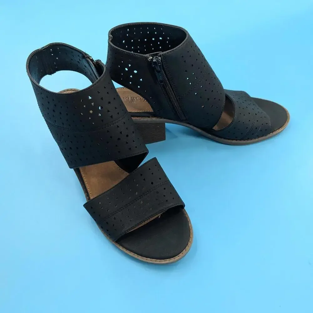 EUROSOFT TANNYN laser‎ cut double strap sandal NWOB Blk Size 8